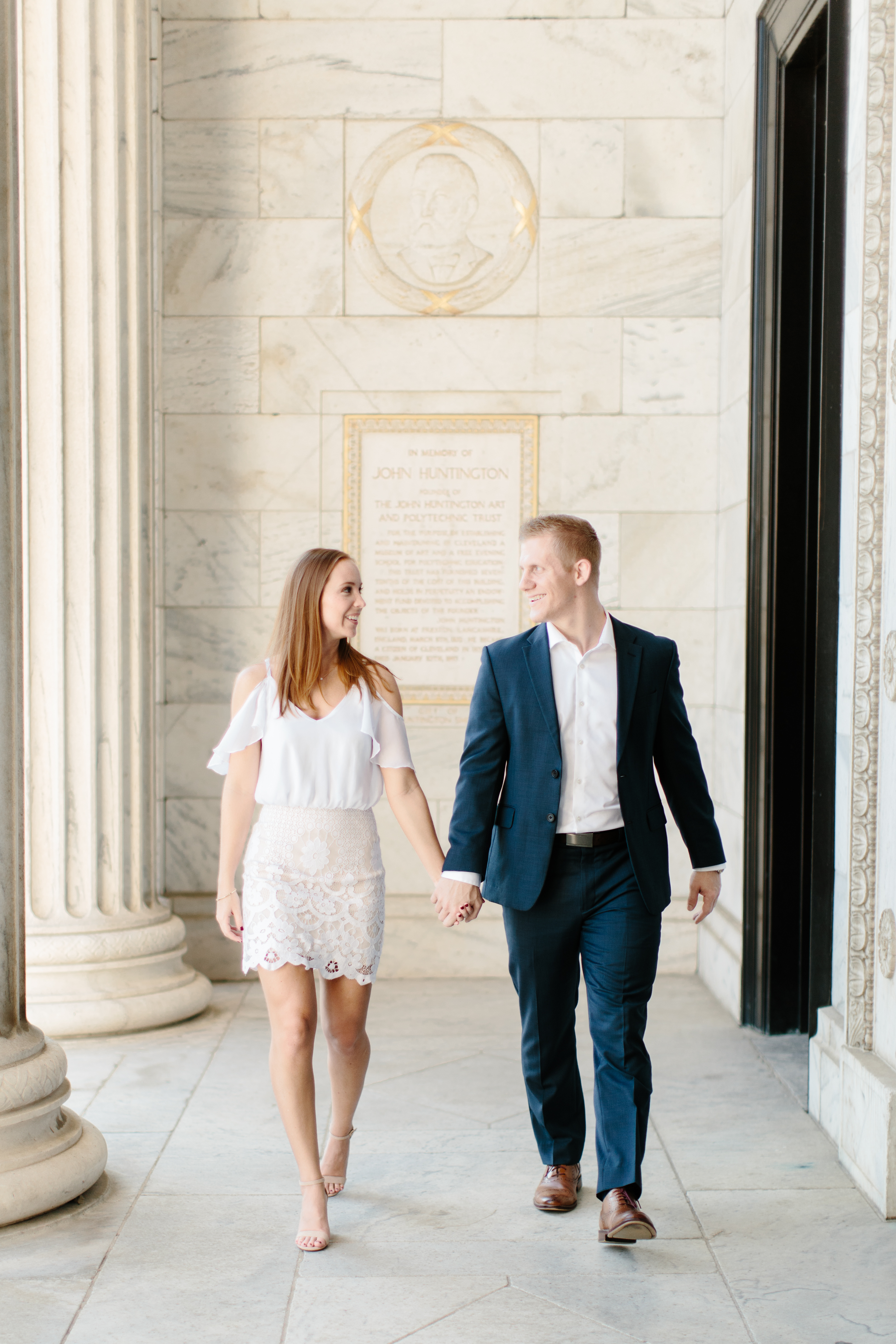 Cleveland Museum of Art Engagement Session by Cleveland wedding photographers