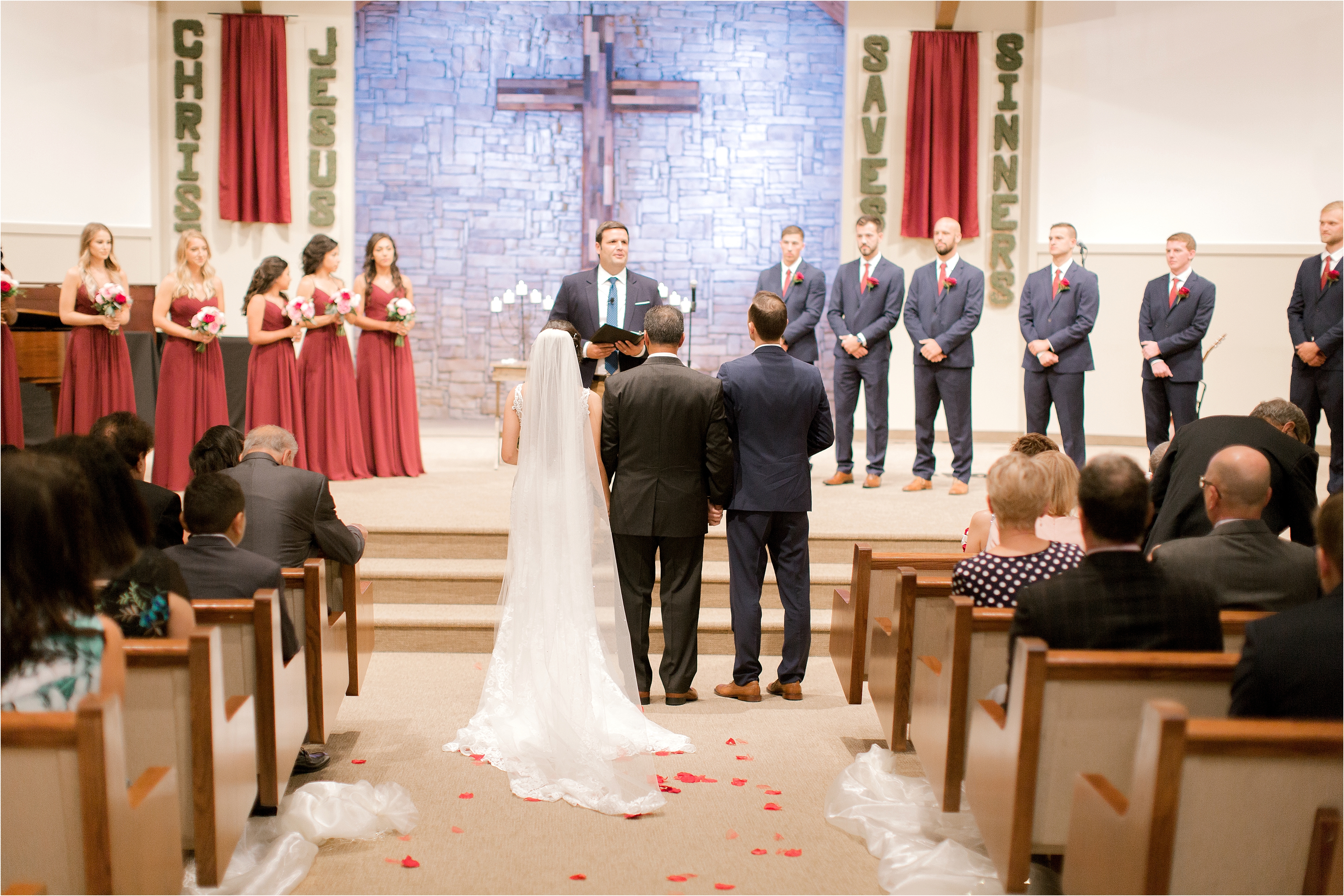 Cleveland wedding at Ariel Pearl Center by Cleveland Wedding Photographers Austin & Rachel Photography