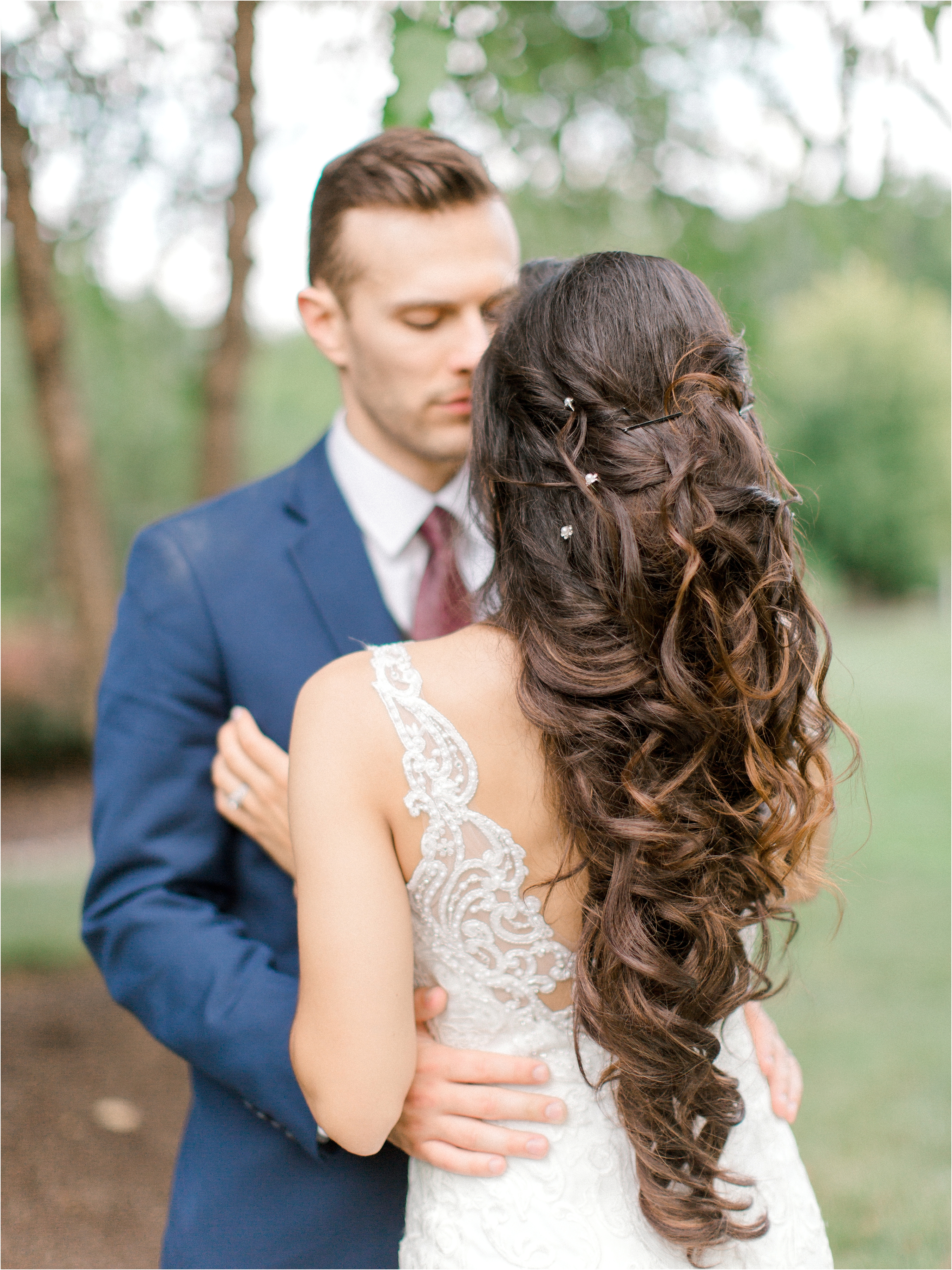 long curly romantic hairstyle at cleveland wedding