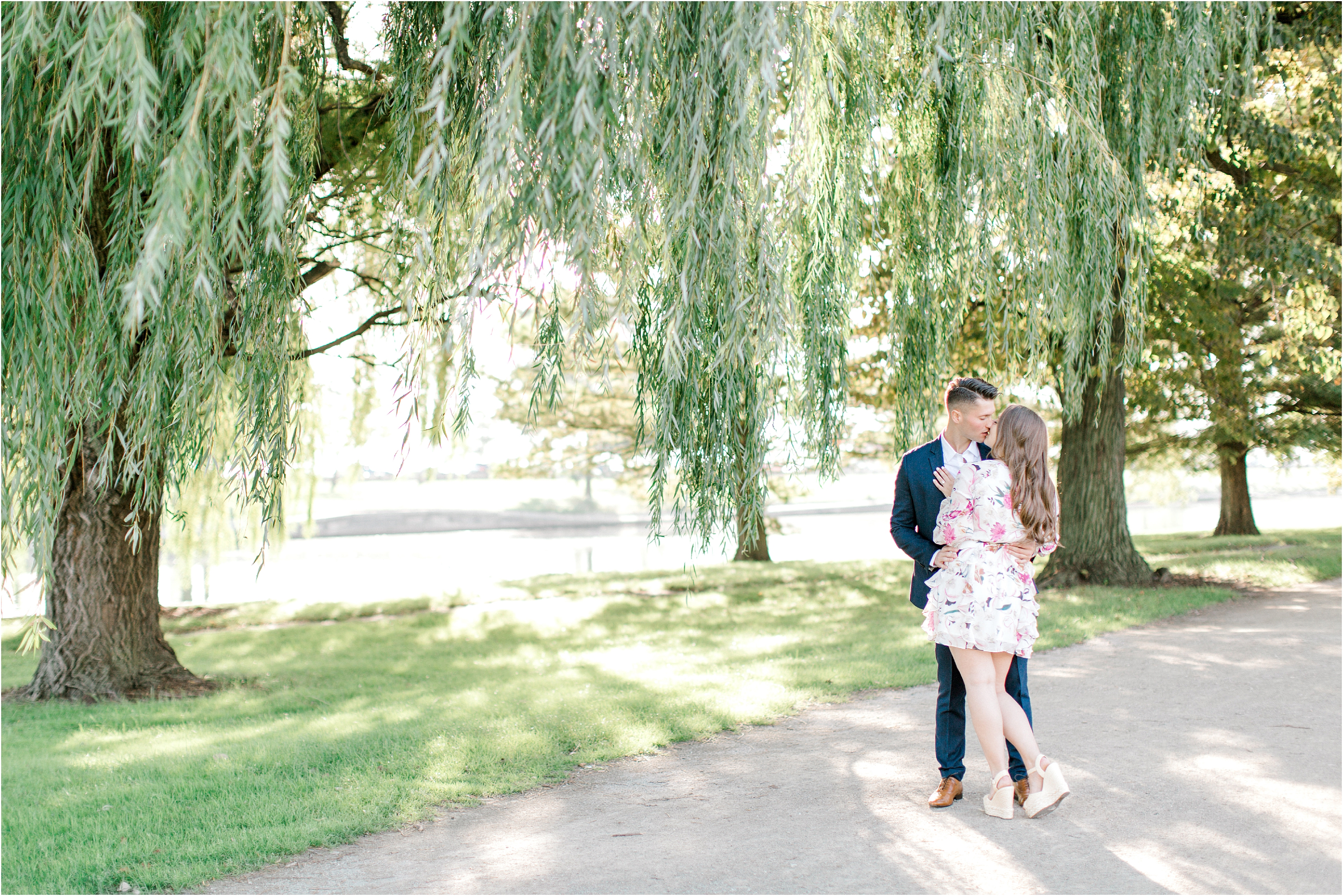 Lincoln park engagement session by Chicago wedding photographers Austin & Rachel Photography