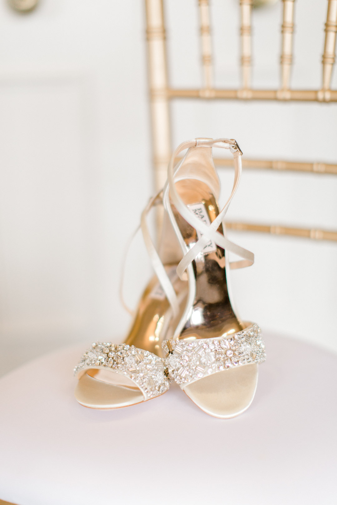 gold jeweled bridal shoes for wedding 