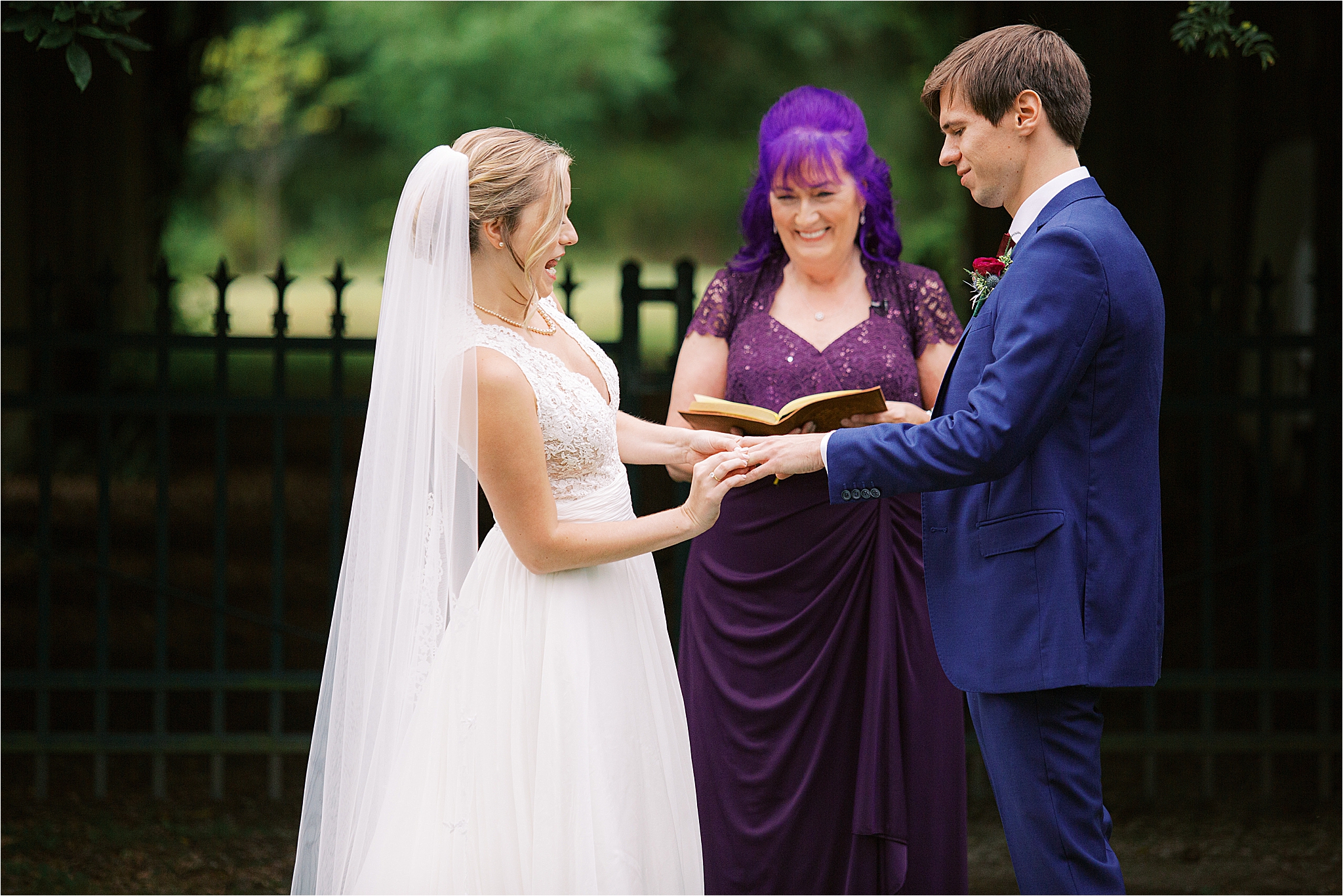 Wedding at Mooreland mansion by Cleveland photographers Austin & Rachel Photography