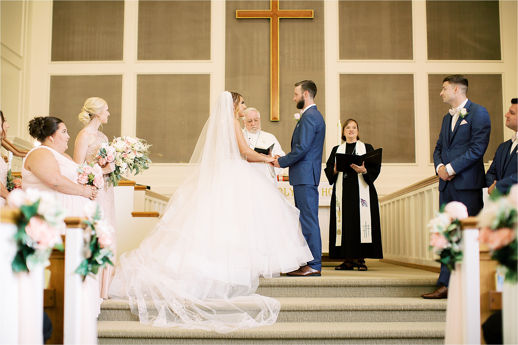 Olmstead Community Church wedding ceremony by Canton wedding Photographers