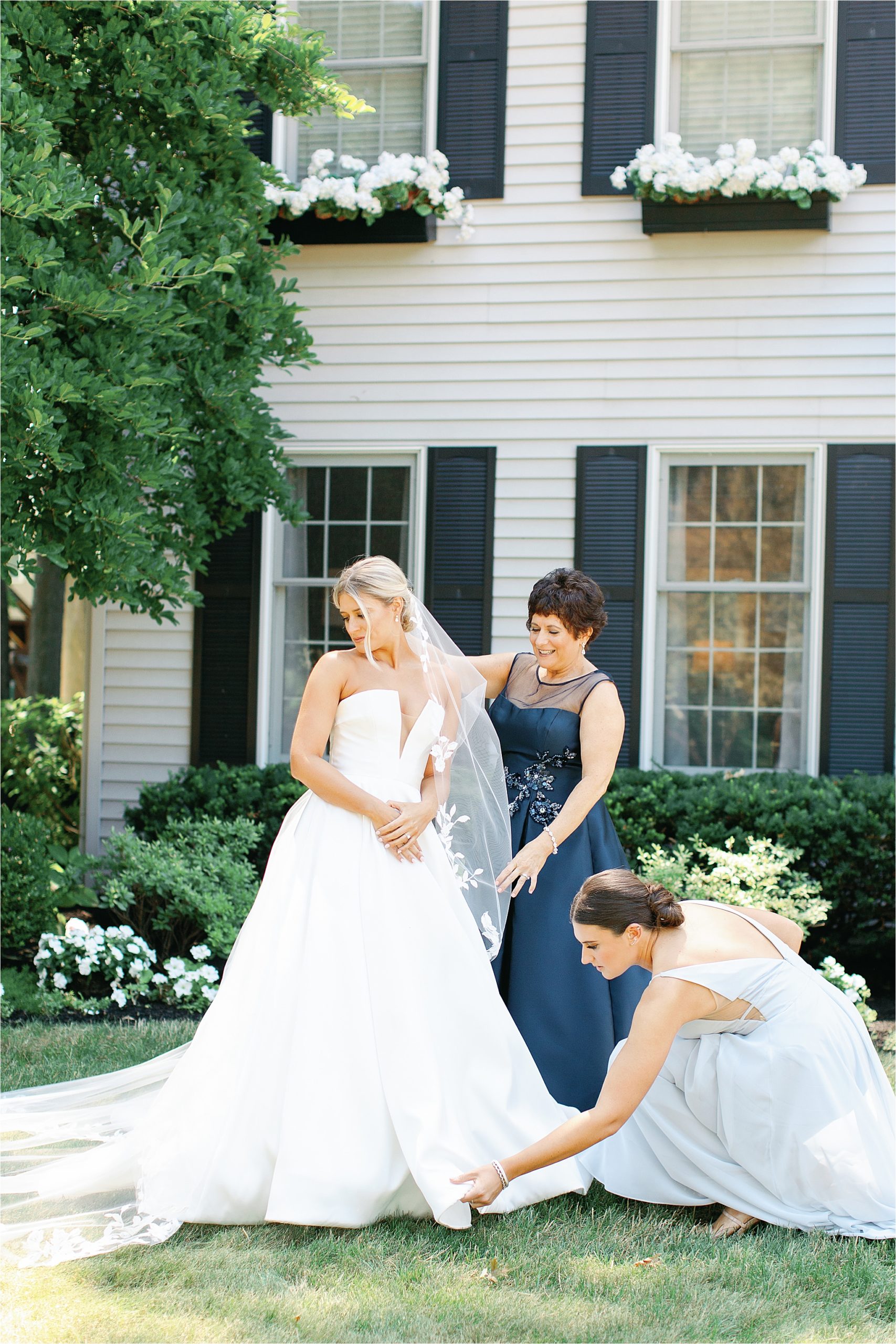 Cleveland Wedding at Westwood Country Club by Cleveland Wedding Photographers